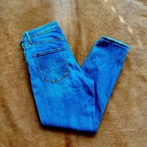 American Eagle Mom Jeans